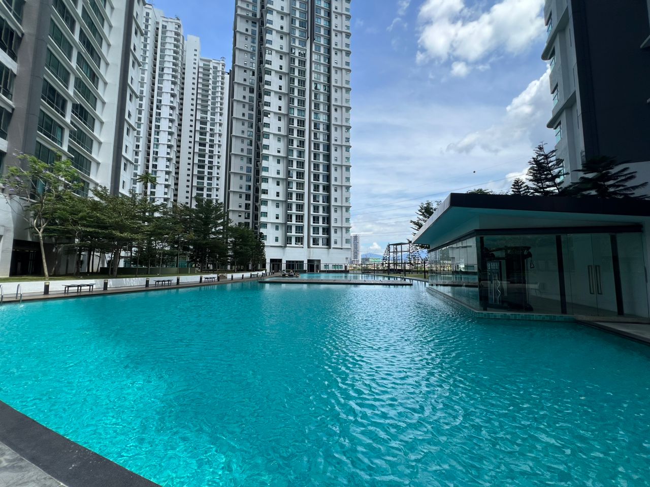 D'Rapport Residences 76-metre lap swimming pool on the podium facilities deck, Ampang Hilir